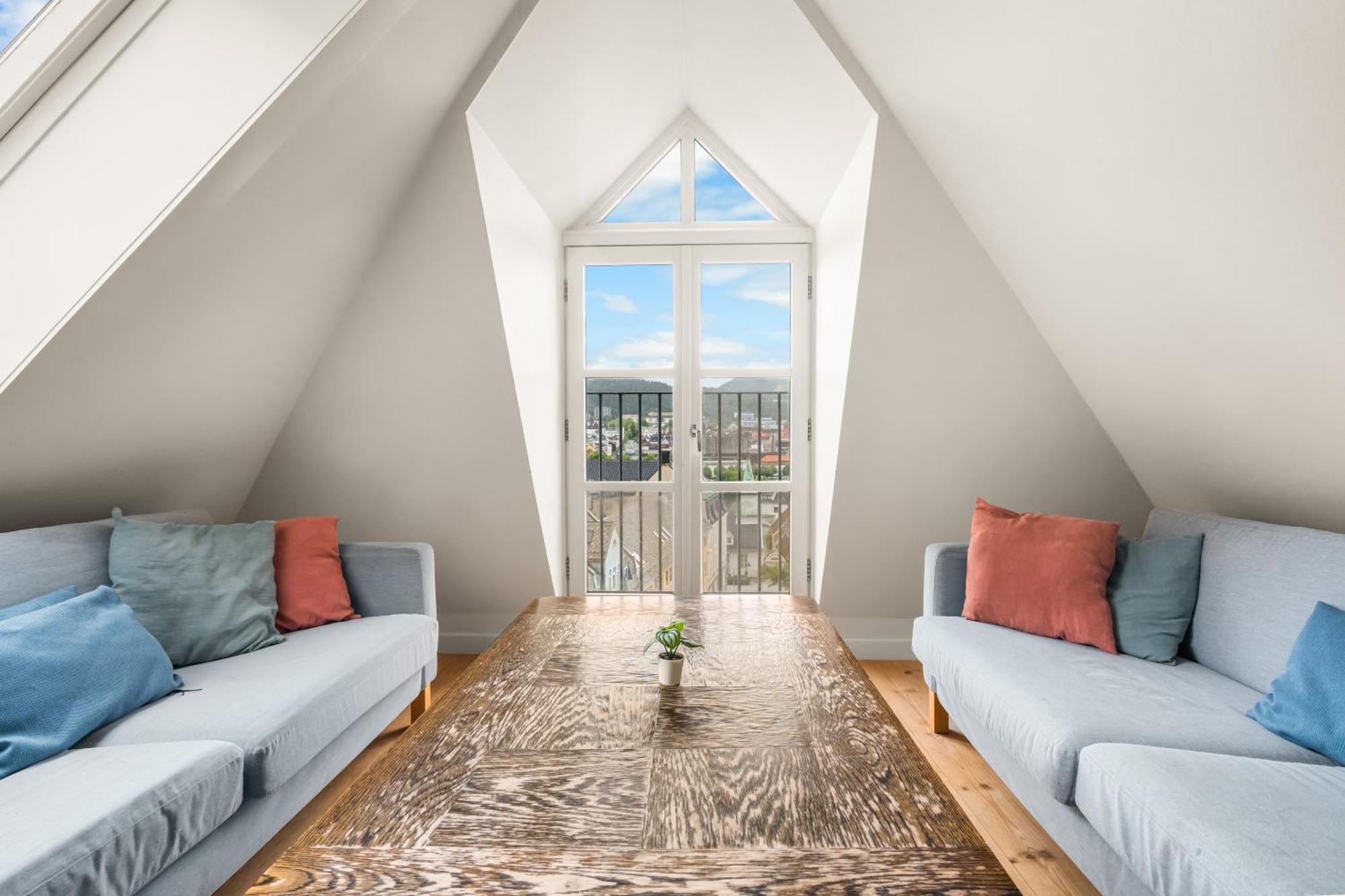 Charming With Stunning Views!