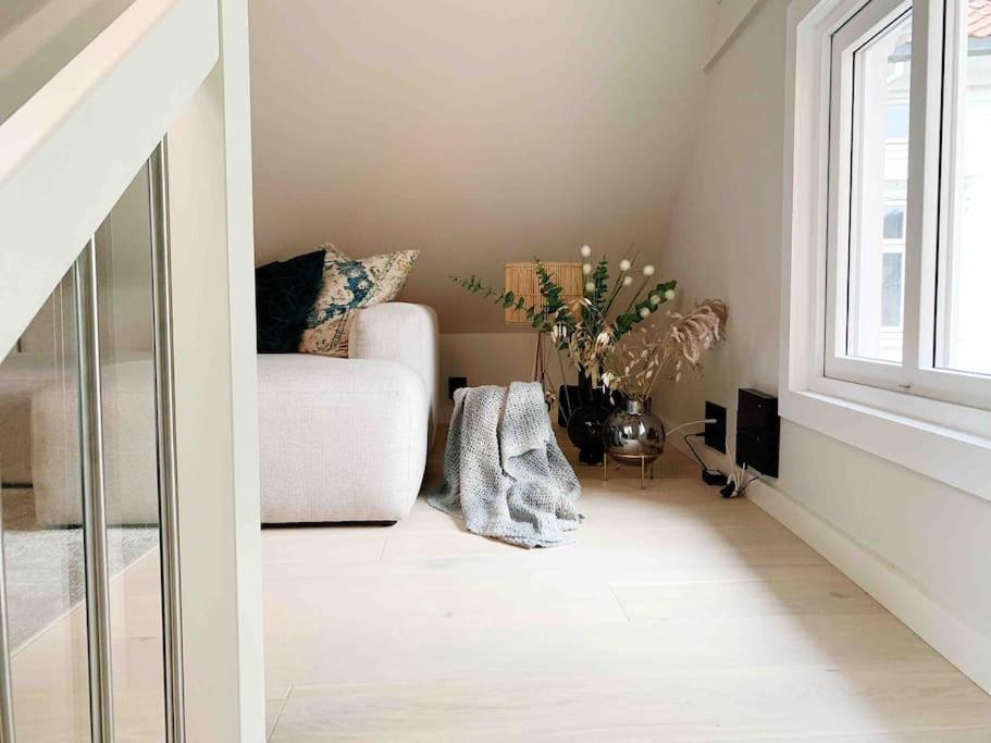 Very Beautiful Modern Apartment Bergen