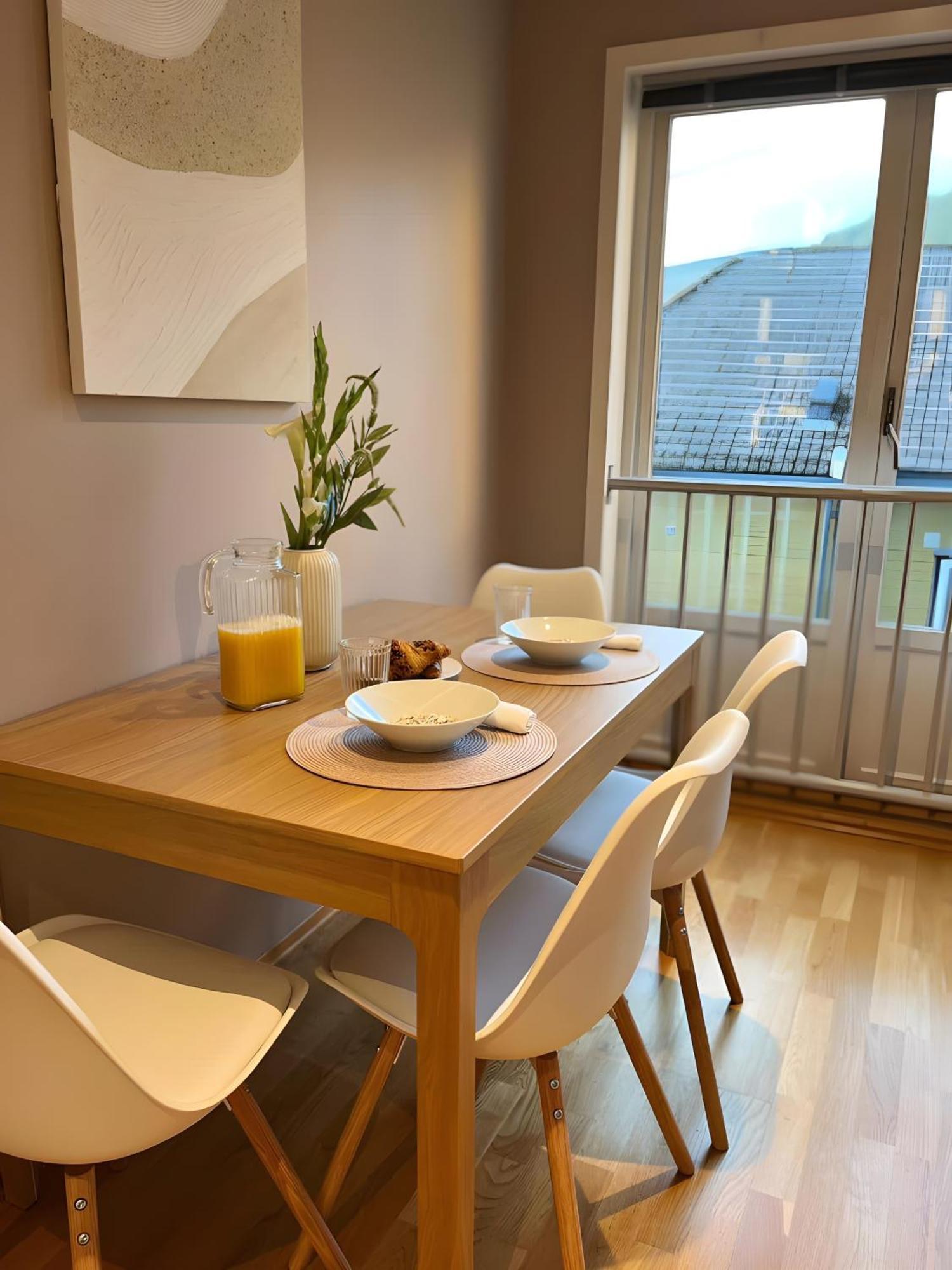 Lovely 3-room Gem In The Heart Of Leilighet *