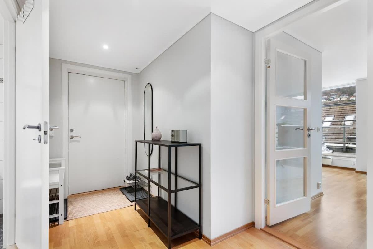 Apartment Dinbnb L Elevator - 18spm Balcony - 2 Min To Train