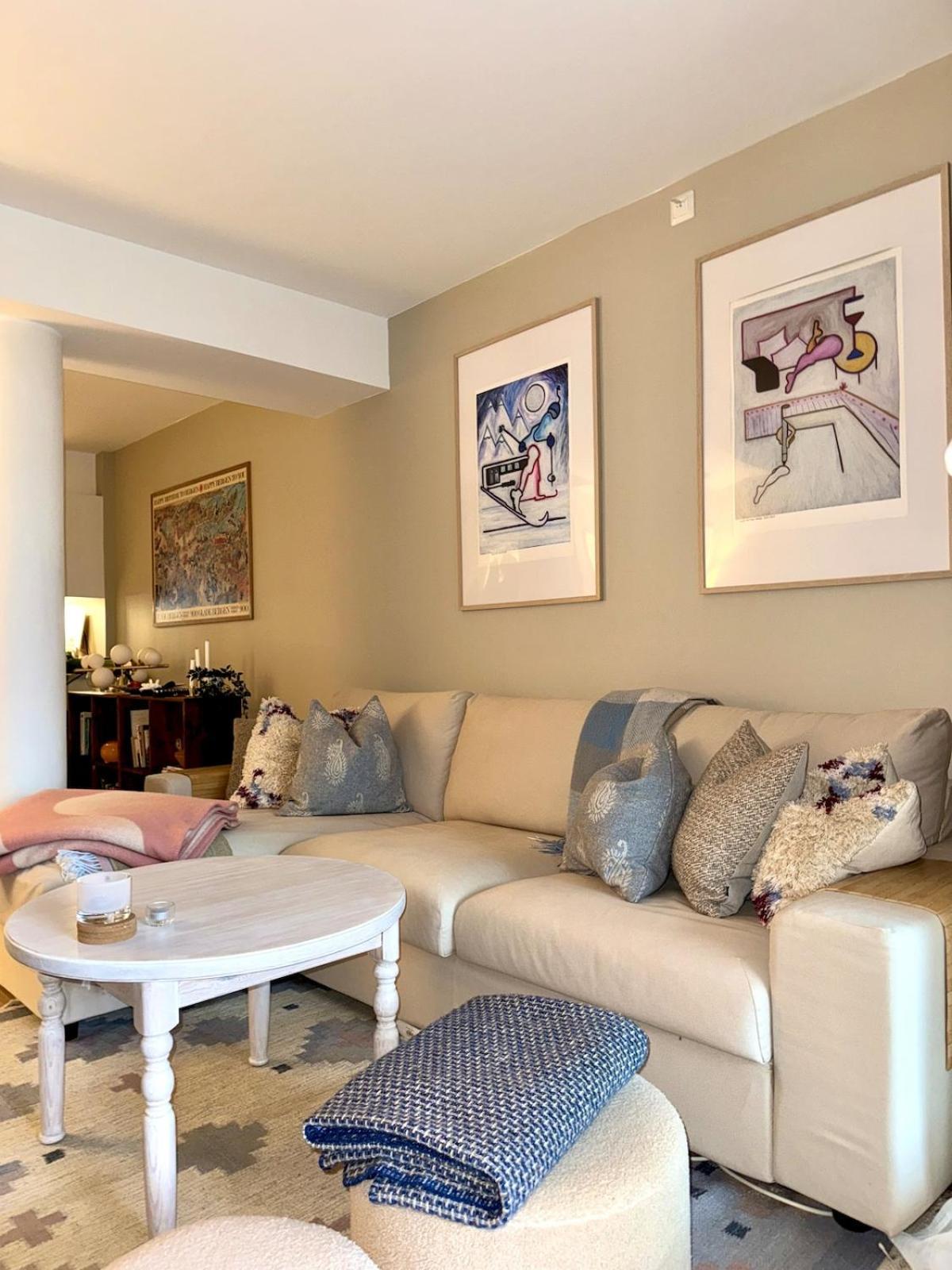 Modern Near Center Of Apartment *