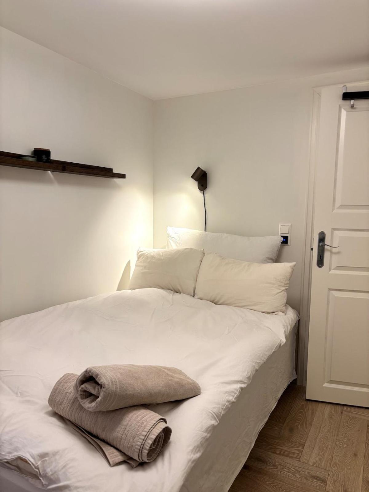 Apartment Behind Bryggen In Bergen *