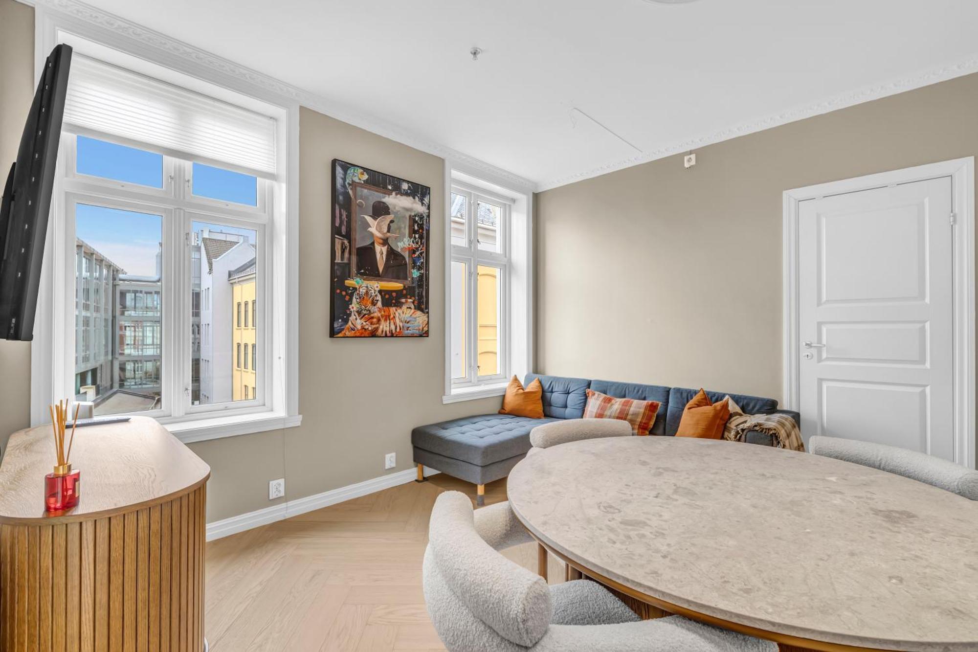 Urban Elegant Apartment *