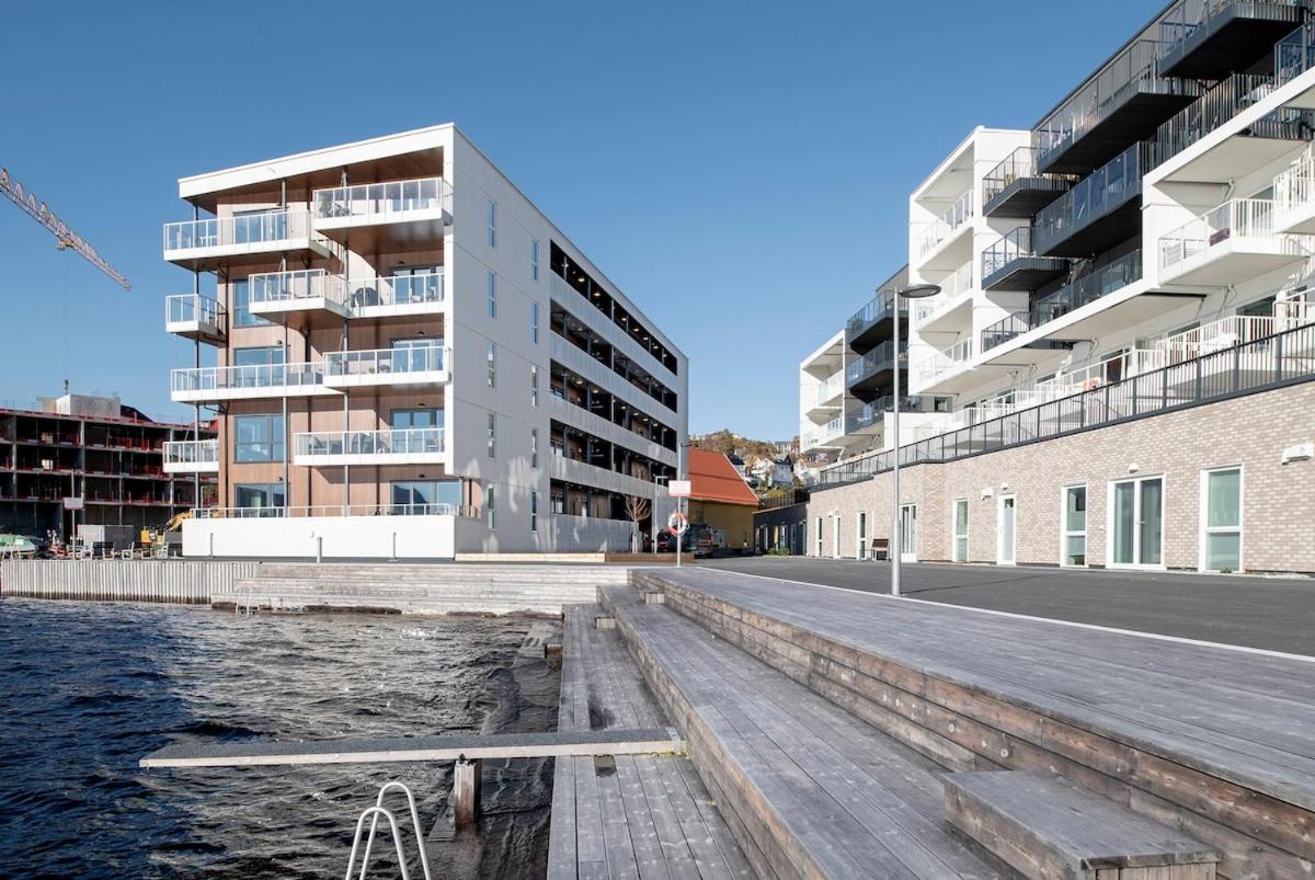 In Modern Complex Near Old Appartement *