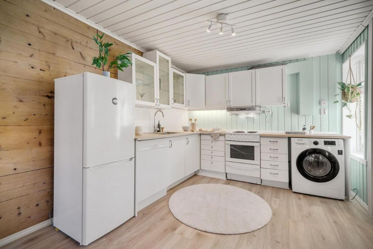 Cozy Hideaway With Private Balcony And Self Check In Căn hộ Bergen