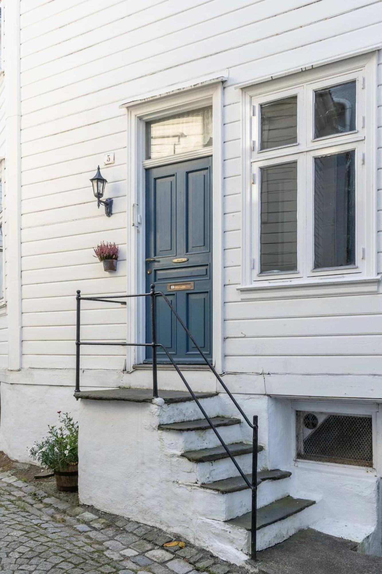 Dinbnb L Traditional Bergenhouse L Roofterrace L 1900 Charm Nhà nghỉ Bergen