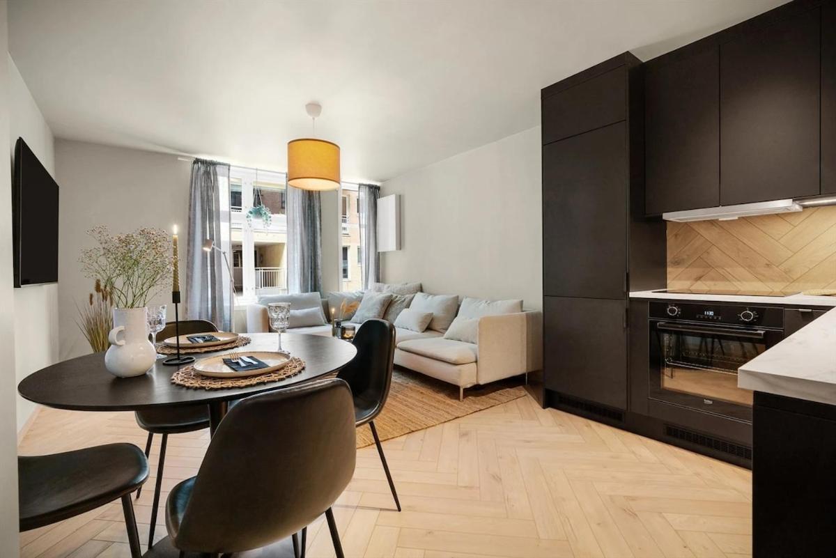 In The Centre Of Apartment