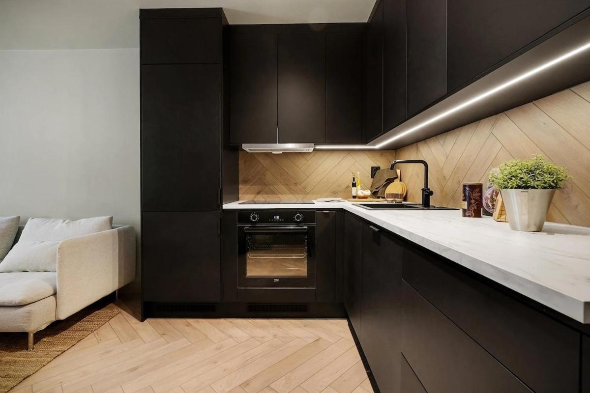 In The Centre Of Apartment