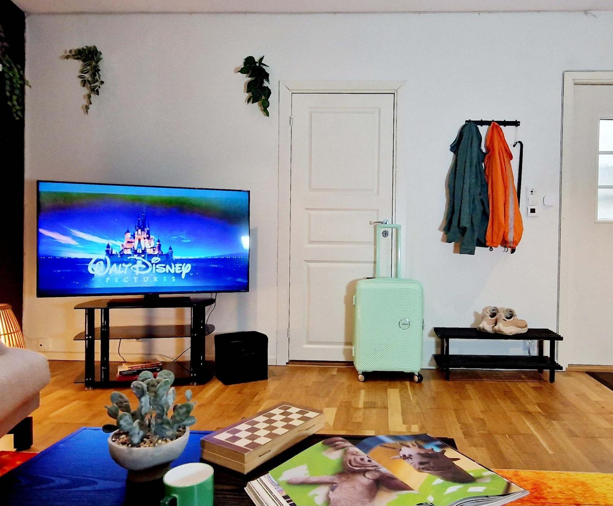 Prime Location Amazing King Bed Colorful Oasis * Bergen
