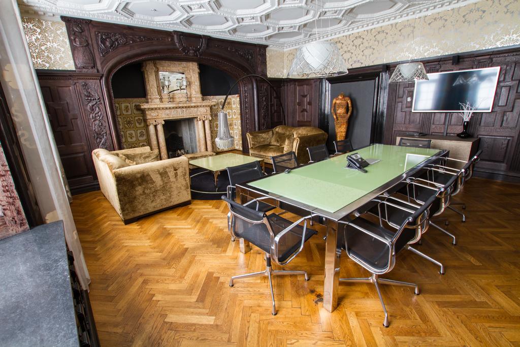 Havnekontoret Hotel 4*